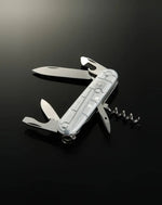 Victorinox Navaja Spartan Silvertech, 12 Usos Color Plateado - vista 5